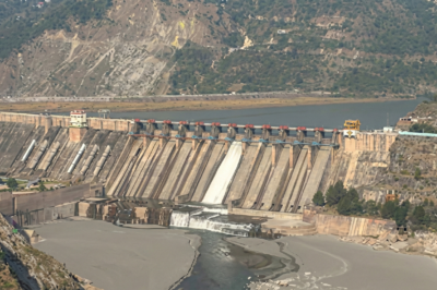 सिंधु जल समझौते पर रोक के बाद भारत का बड़ा कदम: चिनाब नदी पर सलाल बांध की सफाई (Desilting) का काम शुरू