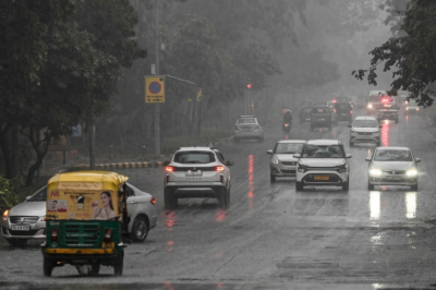 गर्मी पर ब्रेक! दिल्ली-NCR समेत इन राज्यों में आंधी-बारिश का अलर्ट, पहाड़ों पर बर्फबारी जारी